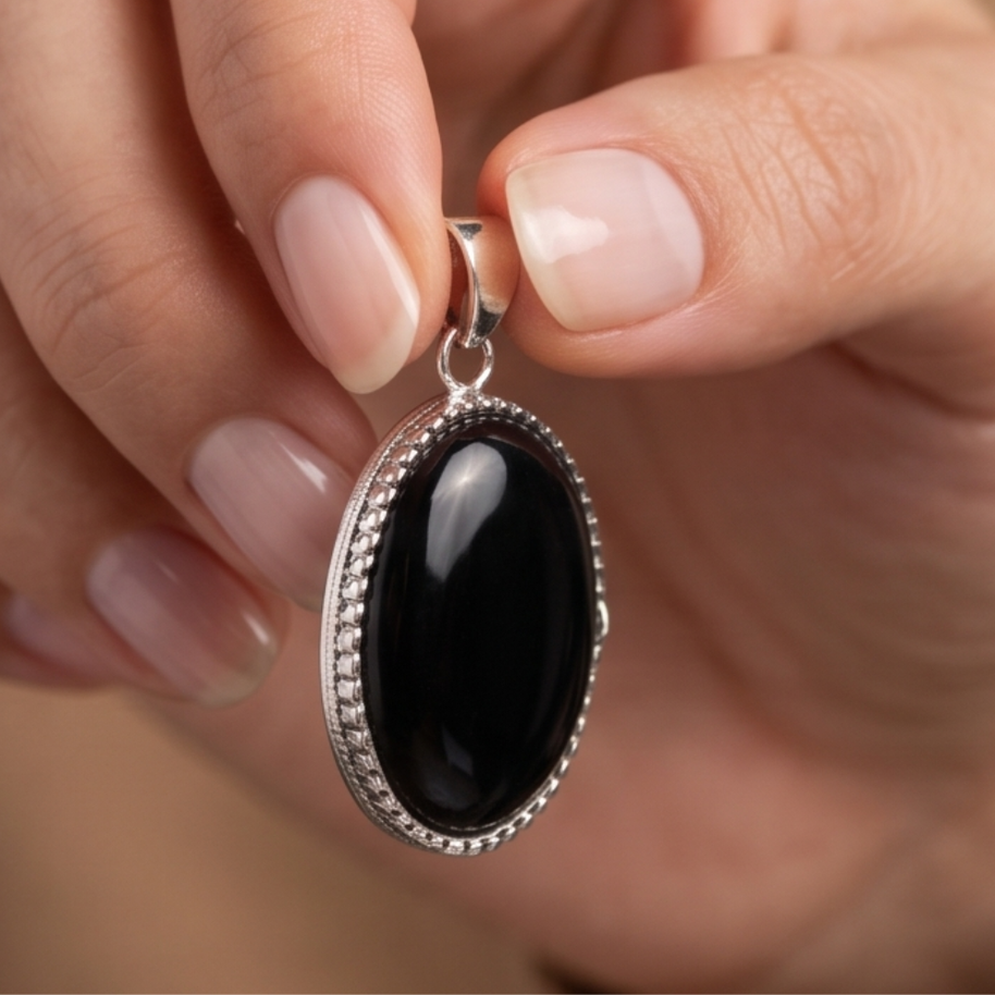 Black Sulemani Hakik Silver-Plated Pendant